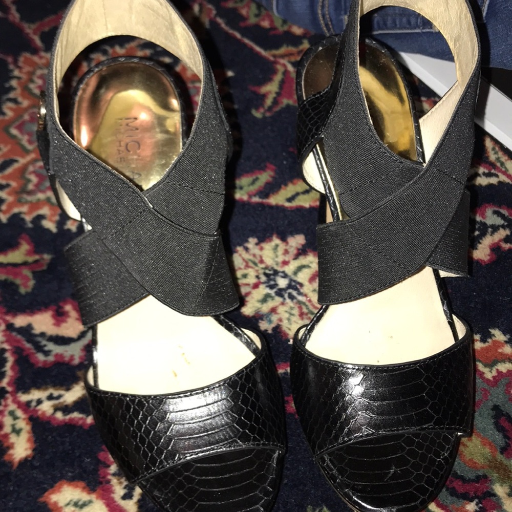 Mk heels